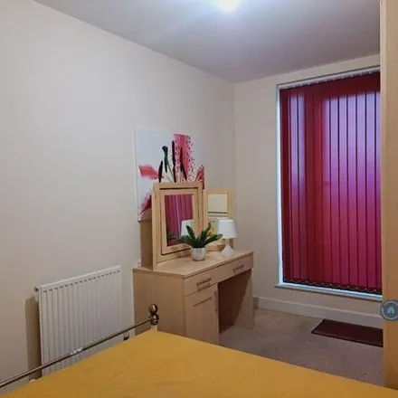 Rent this 1 bed apartment on Regina Coeli Catholic Primary School in 178 Pampisford Road, London