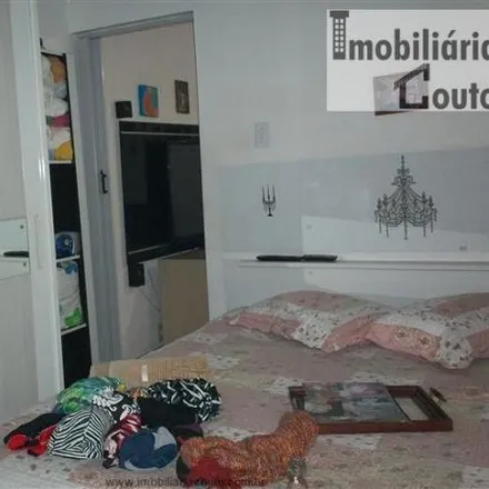 Buy this 2 bed house on Viela José de Anchieta in Vila Natal, Mogi das Cruzes - SP