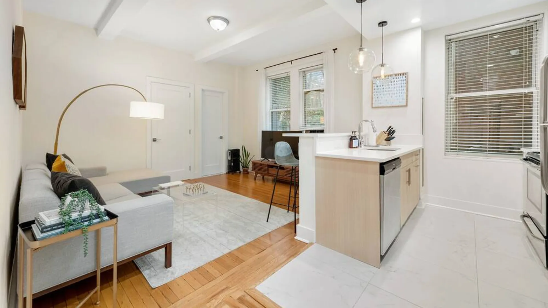 New York, NY | 1 bed townhouse for rent