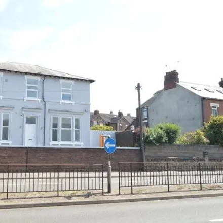 Rent this 1 bed house on 105 London Road in Newcastle-under-Lyme, ST5 1NB