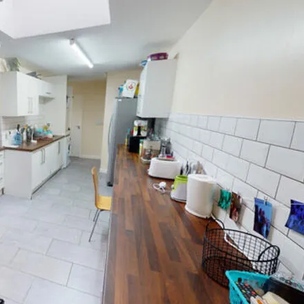 Rent this 6 bed house on 267 Tiverton Road in Selly Oak, B29 6BY