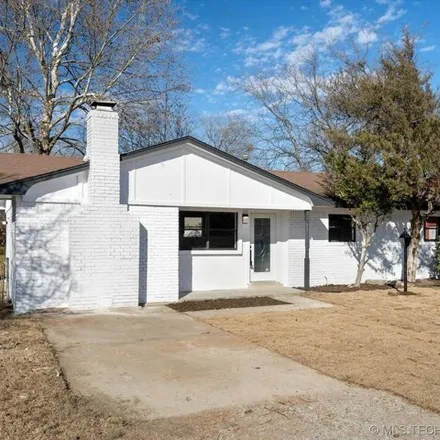 Buy this 3 bed house on 6224 East Young Place in Tulsa, OK 74115