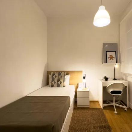 Rent this 1 bed room on Carrer de Muntaner in 408, 08001 Barcelona