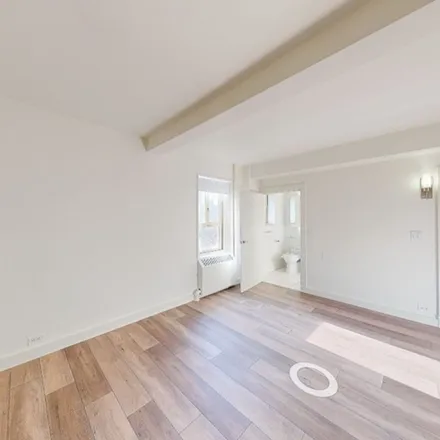 Rent this 3 bed apartment on 350 1st Avenue in New York, NY 10010