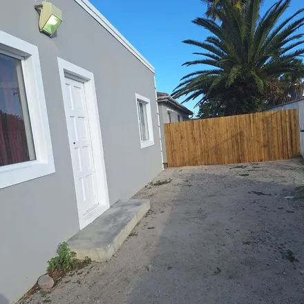 Image 3 - Henley Road, Cape Town Ward 65, Western Cape, 7941, South Africa - Apartment for rent