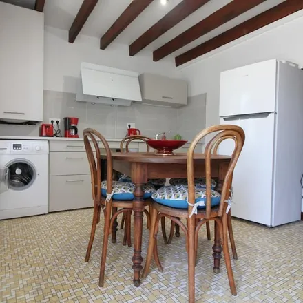 Image 3 - Pujols, Gironde, France - House for rent