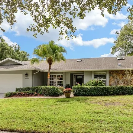 Buy this 5 bed house on 2829 Meadow Hill Drive North in Clearwater, FL 33761