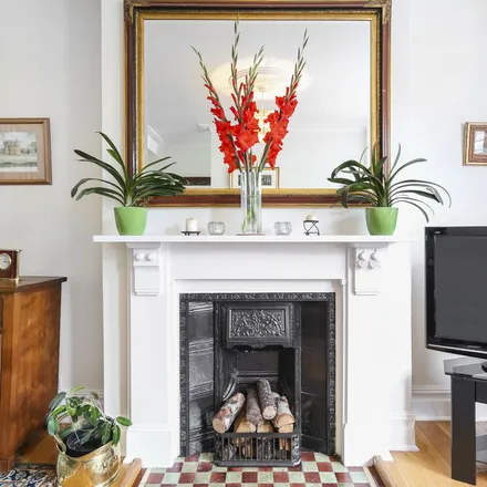 Rent this 3 bed apartment on 63 Halford Road in London, SW6 1SH