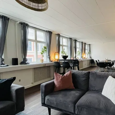 Rent this 6 bed apartment on 1357 København K