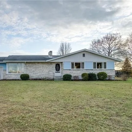 Buy this 3 bed house on 409 North Avenue in Village of Penn Yan, NY 14527