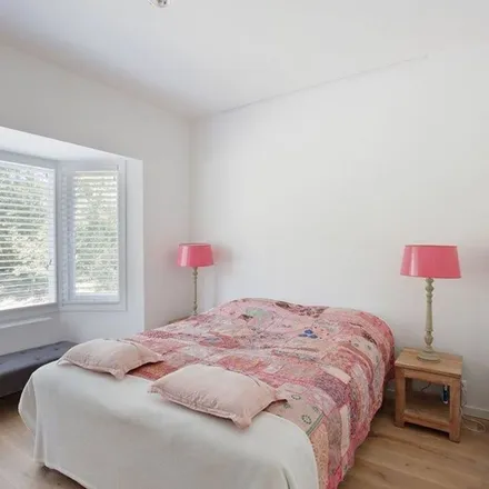 Rent this 4 bed apartment on Laan van Poot 182 in 2566 EG The Hague, Netherlands