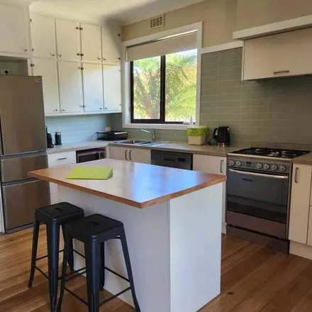 Rent this 3 bed house on Mount Beauty in Alpine Shire, Victoria