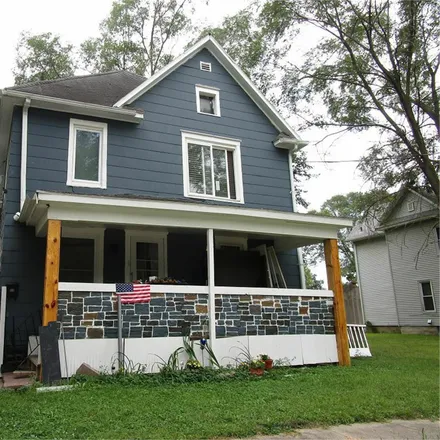 Buy this 3 bed house on 320 Glenwood Street in Waterloo, IA 50703