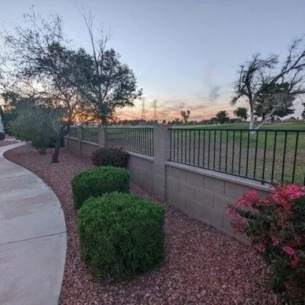 Image 4 - Peoria Pines Golf Course (Country Meadows), 8411 North 107th Avenue, Peoria, AZ 85345, USA - Apartment for rent