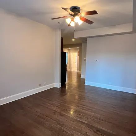 Rent this 2 bed apartment on 5408-5414 North Kenmore Avenue in Chicago, IL 60640