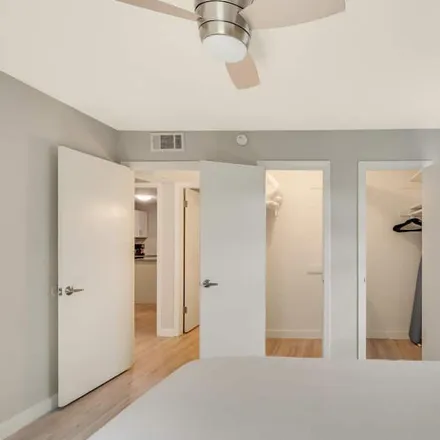 Rent this studio apartment on 206 W 38th St