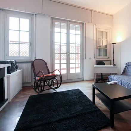 Rent this 2 bed apartment on Popular Bank of Sandrio in Via dei Pellegrini, 20122 Milan MI
