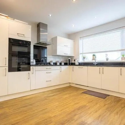 Image 5 - Coach Road, Brighouse, HD6 2LX, United Kingdom - House for sale