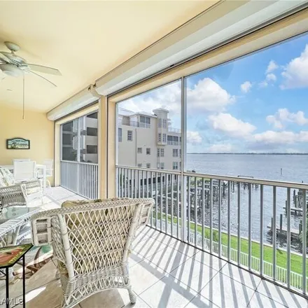 Buy this 3 bed condo on 4237 Southeast 20th Place in Cape Coral, FL 33904