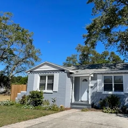 Image 1 - 2720 Edwards Avenue South, Saint Petersburg, FL 33705, USA - House for rent