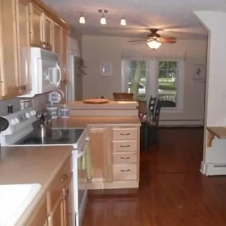 Image 3 - Charlevoix, MI - House for rent