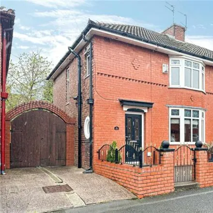 Image 1 - Blue Bell Avenue, Manchester, M40 9PR, United Kingdom - Duplex for sale