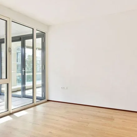 Rent this 2 bed apartment on Parkeergarage Koningsplein in Piusstraat, 5038 WN Tilburg
