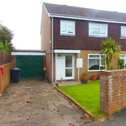 Buy this 3 bed duplex on Kempson Players in Lodon Avenue, Bromyard