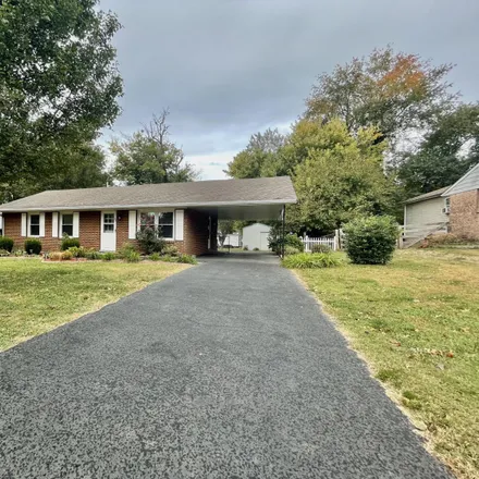Image 3 - 104 Barberry Lane, Bardstown, KY 40004, USA - House for sale