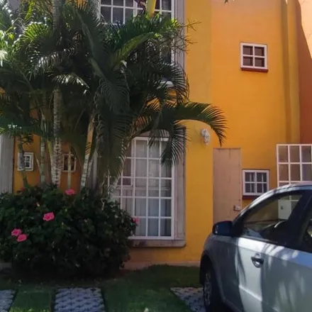 Buy this 2 bed house on Avenida Emiliano Zapata in Geovillas Colorines, 62790 Tezoyuca