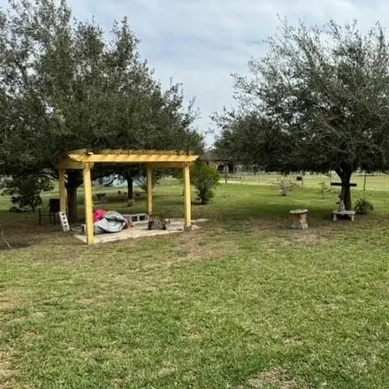 Image 9 - 10412 Mile 4 West, The Highlands Colonia, Hidalgo County, TX 78599, USA - House for sale
