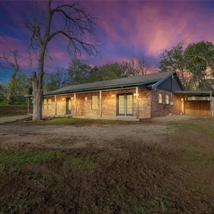 Buy this 3 bed house on 626 Avenue F in Moody, McLennan County