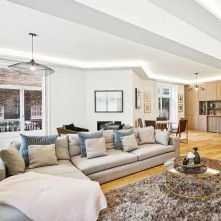 Buy this 2 bed apartment on 59 Drayton Gardens in London, SW10 9RB