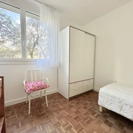 Image 8 - 101 Avenue Charles de Gaulle, 92200 Neuilly-sur-Seine, France - Apartment for rent