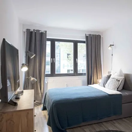 Rent this 5 bed room on Berger Straße 83 in 60316 Frankfurt, Germany