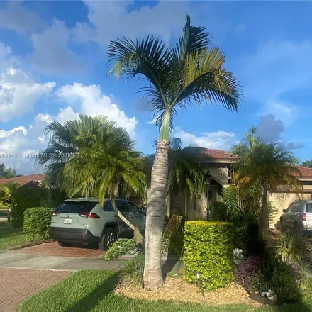 Buy this 3 bed house on 4253 Southwest 161st Place in Miami-Dade County, FL 33185