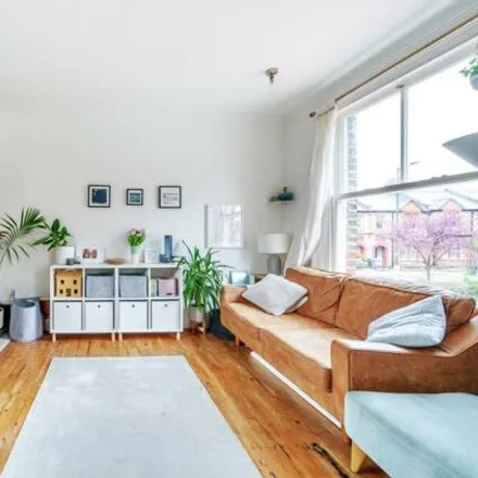 Image 4 - 236 Kilburn Lane, Kensal Town, London, W10 4DT, United Kingdom - Apartment for sale