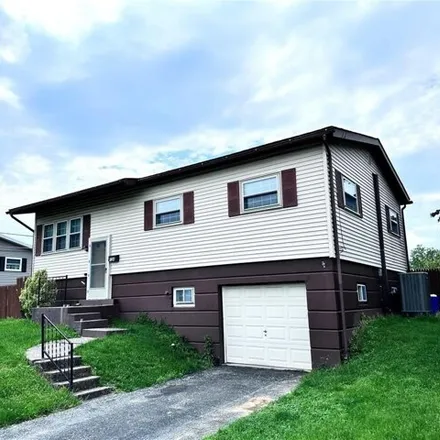 Buy this 3 bed house on 893 Faith Drive in Hawktown, Catasauqua