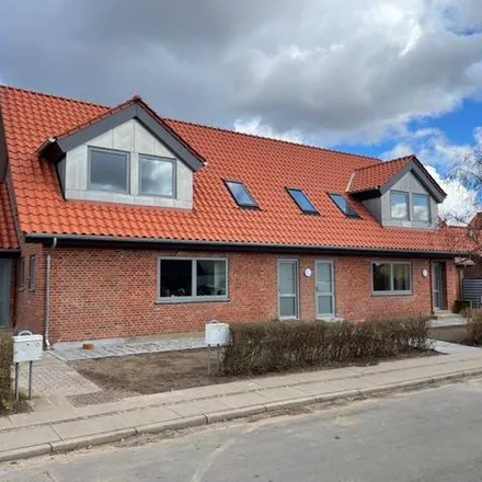 Rent this 2 bed apartment on Aavej 15 in 6800 Varde, Denmark