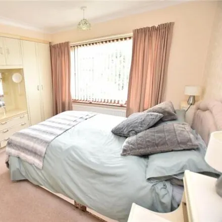 Image 5 - 34 Field End Gardens, Leeds, LS15 0QQ, United Kingdom - Duplex for sale