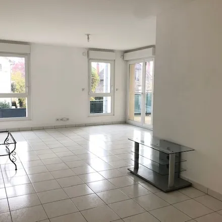 Rent this 3 bed apartment on 4 Rue Georges Clemenceau in 95130 Franconville, France