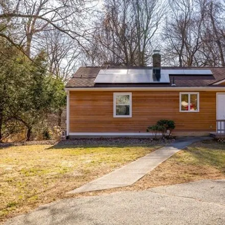 Buy this 3 bed house on 33 Avery Street in East Longmeadow, MA 01028