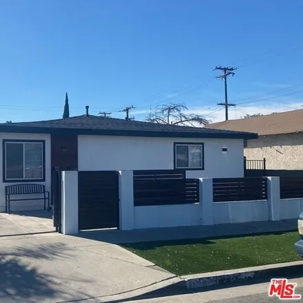 Buy this 6 bed house on 1130 East 82nd Street in Los Angeles, CA 90001