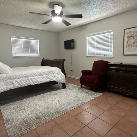Rent this 4 bed house on Corpus Christi