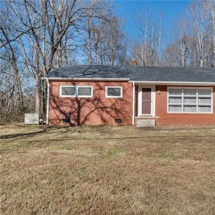 Buy this 2 bed house on 2561 West Dixon Boulevard in Shelby, NC 28152