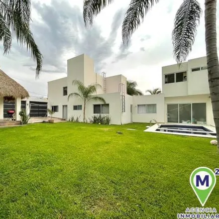 Buy this 3 bed house on GMC in Calle Río Mayo, 62290 Cuernavaca