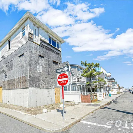 Image 8 - 23 New Hampshire Street, City of Long Beach, NY 11561, USA - House for sale