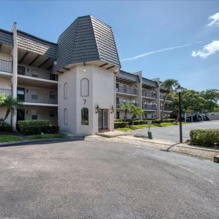 Rent this 1 bed condo on Esplande West in Pinellas County, FL 33777