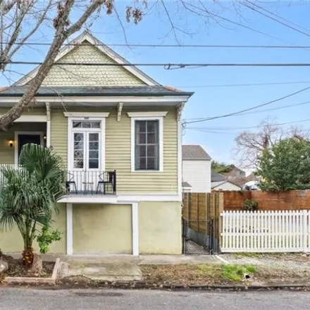 Image 1 - 906 6th Street, New Orleans, LA 70115, USA - House for sale