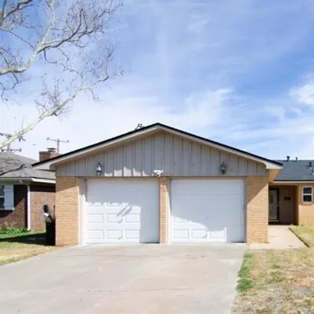 Image 1 - 1405 Elkhart Avenue, Lubbock, TX 79416, USA - House for sale